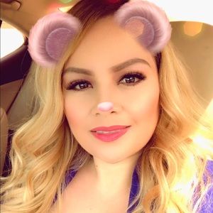 Meet your Posher, Itzel